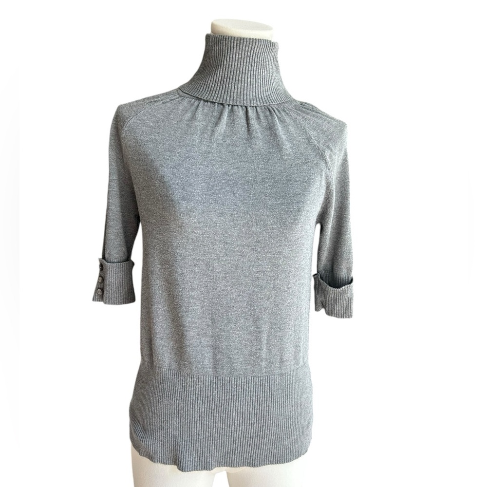 CLASSIC Gray Turtleneck Short Sleeve Light Weight Knit Sweater